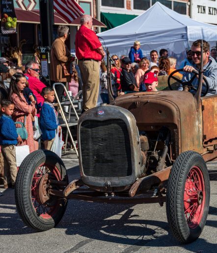 Weston, United States – October 01, 2022: A Vintage truck in small town Applefest parade